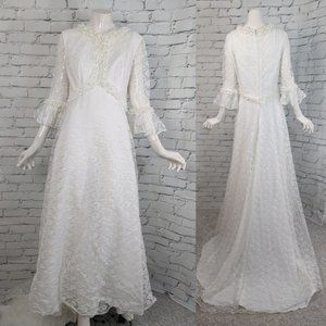 Vintage 1960s wedding dress, unique wedding dress, high neck lace sleeve wedding